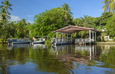 Manatus Hotel Dock