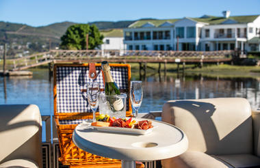 Picnic on board