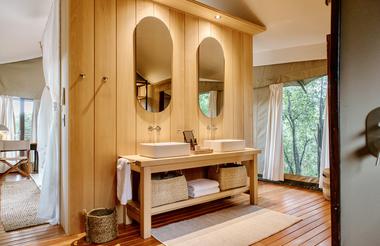 Encounter by Ongava Guest Tent vanity