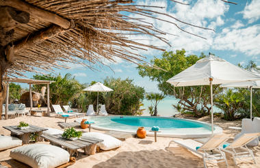 Peri Peri Beach Club