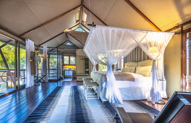 Mushara Outpost - Bungalow Interior