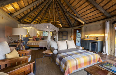 Lion Camp  - Deluxe Suite 2 interior