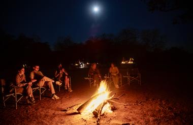 Baines' River Camp | Bush Dinner