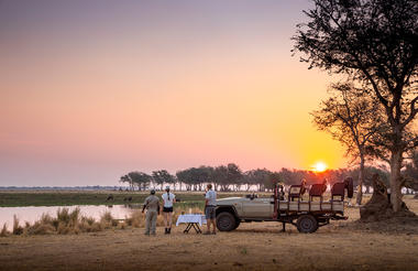 Chiawa Camp - sundowners 