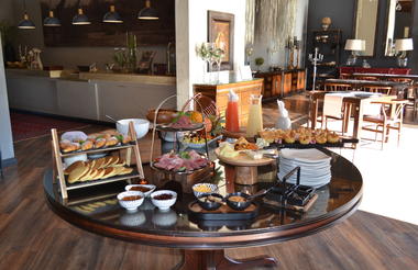 Breakfasts at Becks Safari Lodge 
