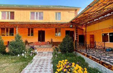 Jekshen Guesthouse exterior