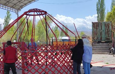 Building a yurt