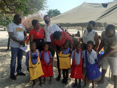 FrankRechter_XmasBags_KanonoSchool_2021-(16).jpg