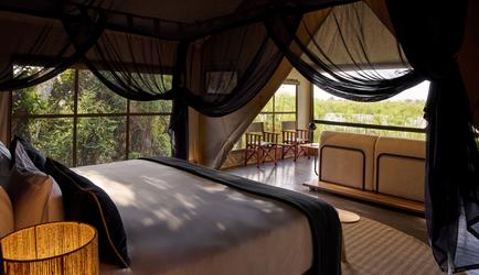 Xugana Island Lodge Luxury Tent