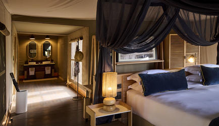 Xugana Island Lodge Luxury Tent