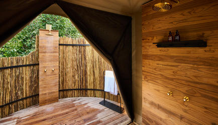 Xugana Island Lodge Luxury Tent