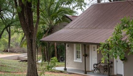 Kirkman's Kamp - Cottages, external