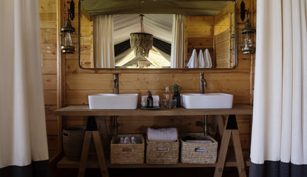Luxury Tent Bathroom