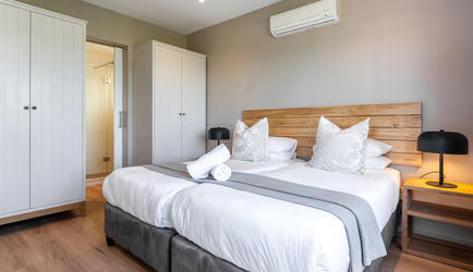 Tidal Pool - 2 Bedroom Panoramic Apartment | Bedroom