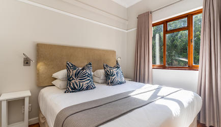 Tidal Pool - Traditional Family 3 Bedroom Apartment | Bedroom