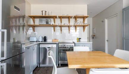 Beach View Apartments - 2 Bedroom Apartment | Kitchen