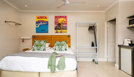 Stone Cottages - Large Studio | Bedroom