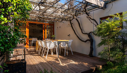 Stone Cottages - 3 Bedroom Cottage | Deck