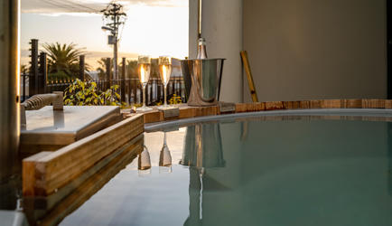 Stone Cottages - Extra Large 3 Bedroom Cottage | Hot Tub