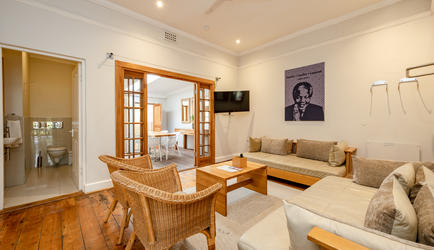 Stone Cottages - Extra Large 3 Bedroom Cottage | Lounge