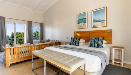 Beach Studios - Romantic Sea View Studio | Bedroom