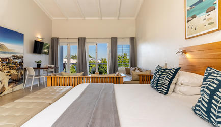 Beach Studios - Romantic Sea View Studio | Bedroom