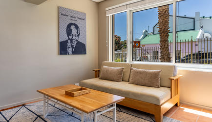 Village Apartments - Standard Studio | Lounge
