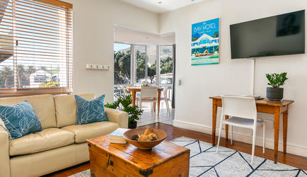 Village Apartments - 1 Bedroom Large Apartment | Lounge