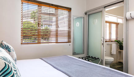 Tidal Pool - 3 Bedroom Panoramic Apartment | Bedroom