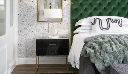 Stable Suite 02