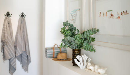 Elegant Suite Bathroom