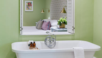 Superior Room Bathroom 
