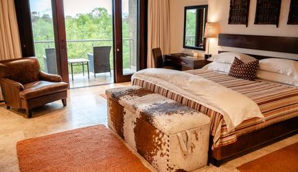 River Lodge Spa Suite