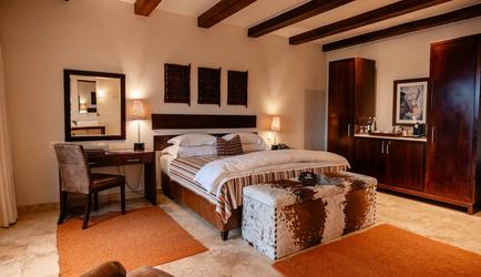 River Lodge Spa Suite