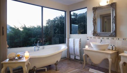 Elba Mountain Suite Bathroom