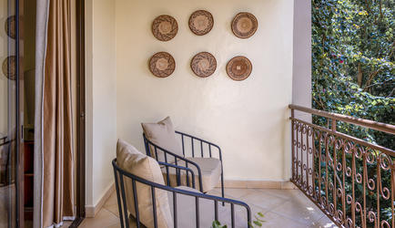 Business 2 Bedroom