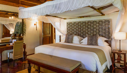 Villa Primary Bedroom