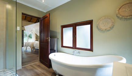 Room 5 bathroom
