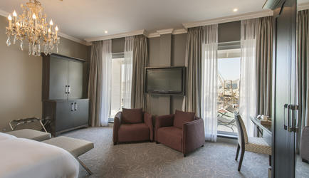 Queen Victoria Hotel_Premium (5)