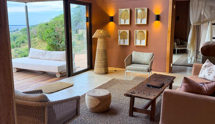 Family Suite Lounge
