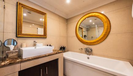 Penthouse Suite