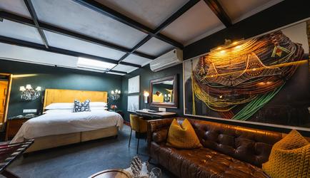 Penthouse Suite