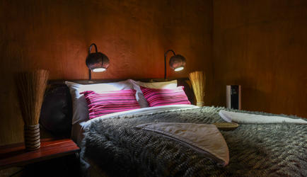 Double bed set up
