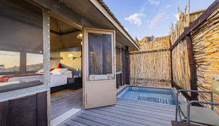 Private Splash pool