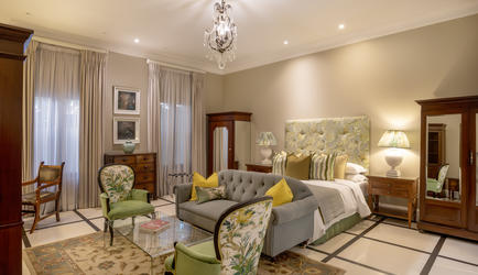 Grand Chateau - King