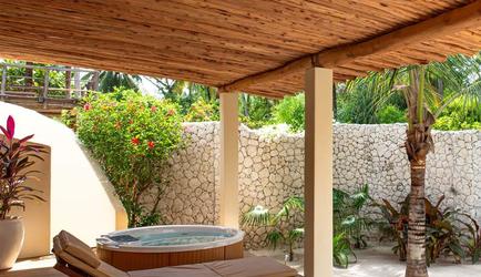 Outdoor Hot Tub