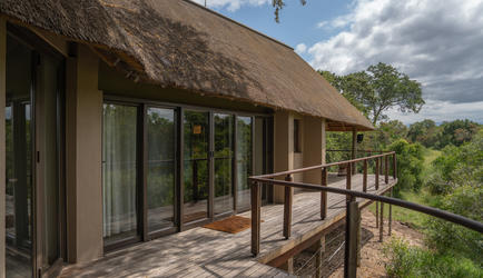 Villa Walkway