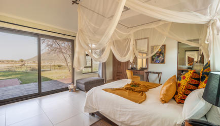 Family suite twin bed