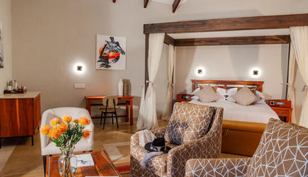 Giraffe Suite