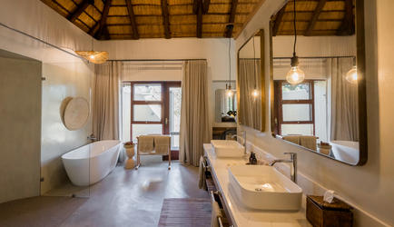 En-suite bathroom